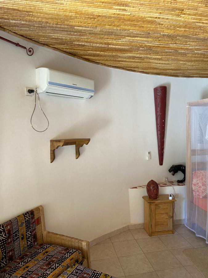 Keur Des Pecheurs Chez Ivan Ouoran ภายนอก รูปภาพ